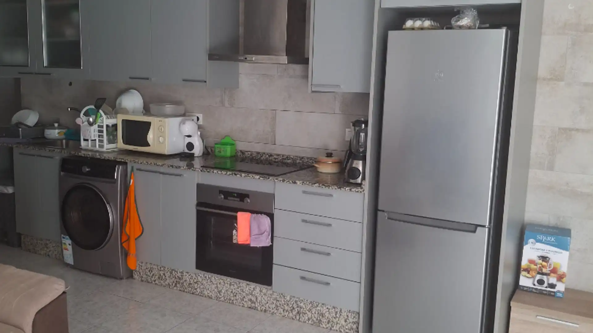 Cuina de Planta baixa per a compartir en Elche / Elx amb Moblat