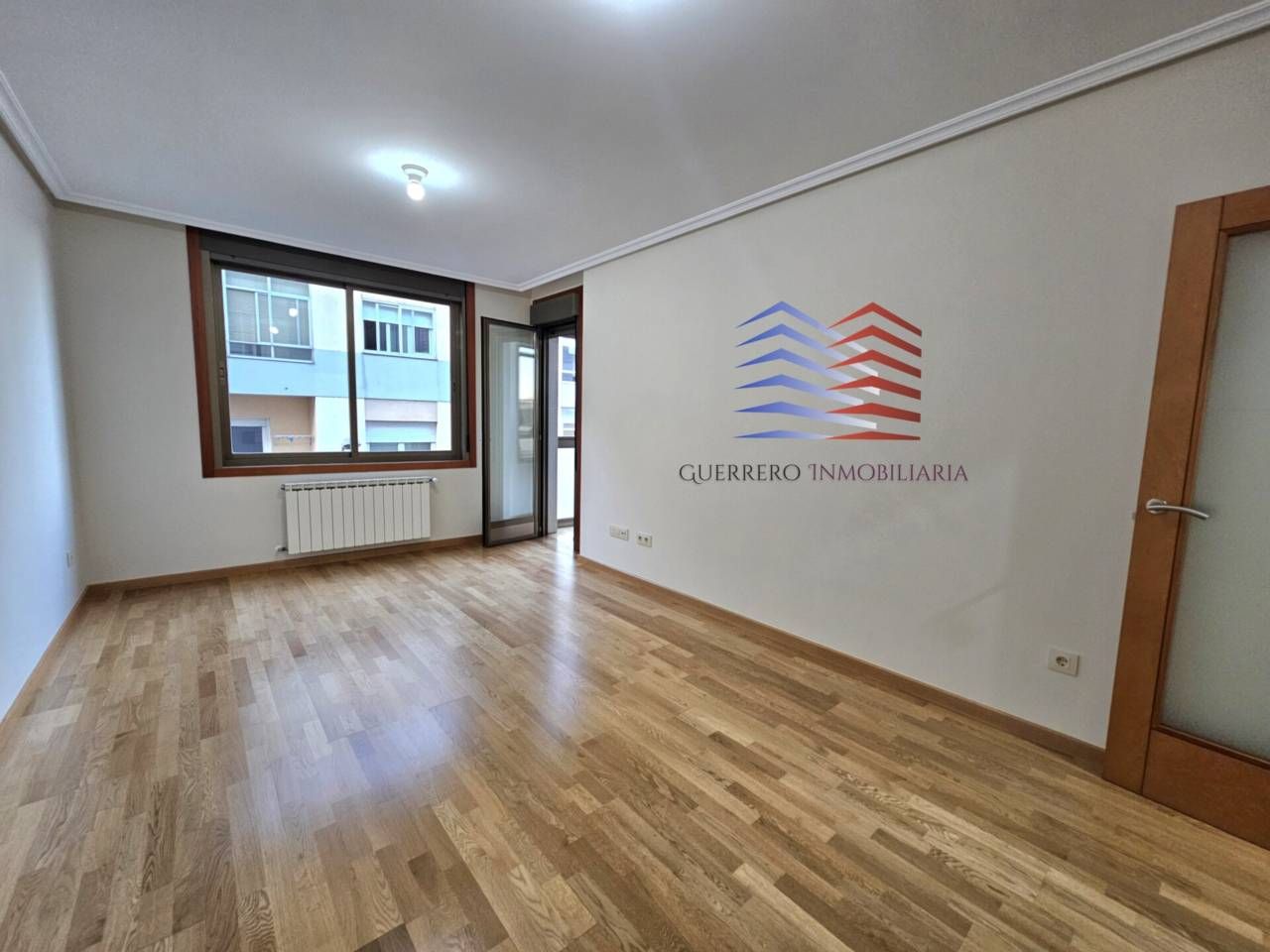 Exterior view of Flat to rent in Ourense Capital   with Heating, Parquet flooring and Terrace