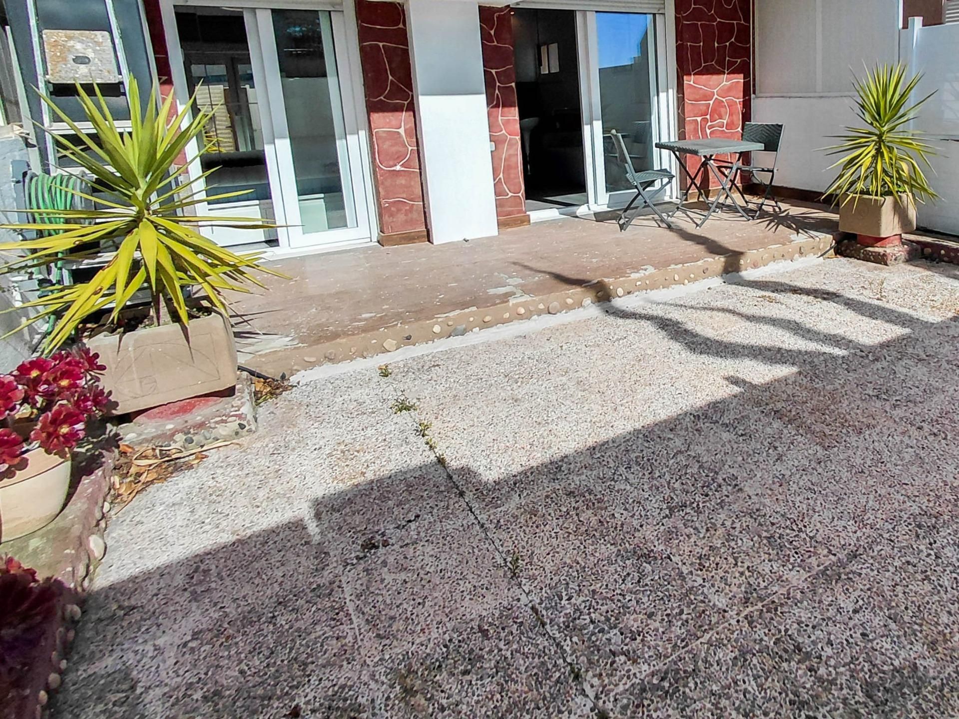 Terrassa de Planta baixa en venda en Cunit amb Parquet, Terrassa i Moblat