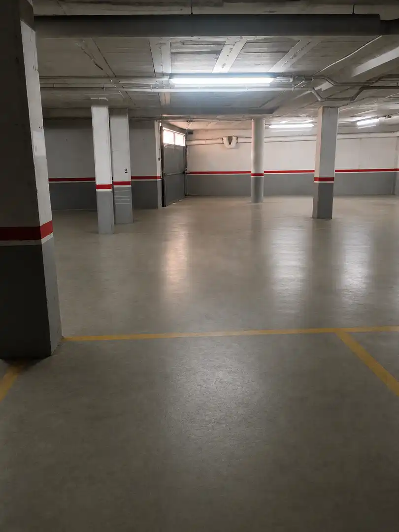 Parking de Apartamento en venta en Salou con Calefacción, Jardín privado y Piscina
