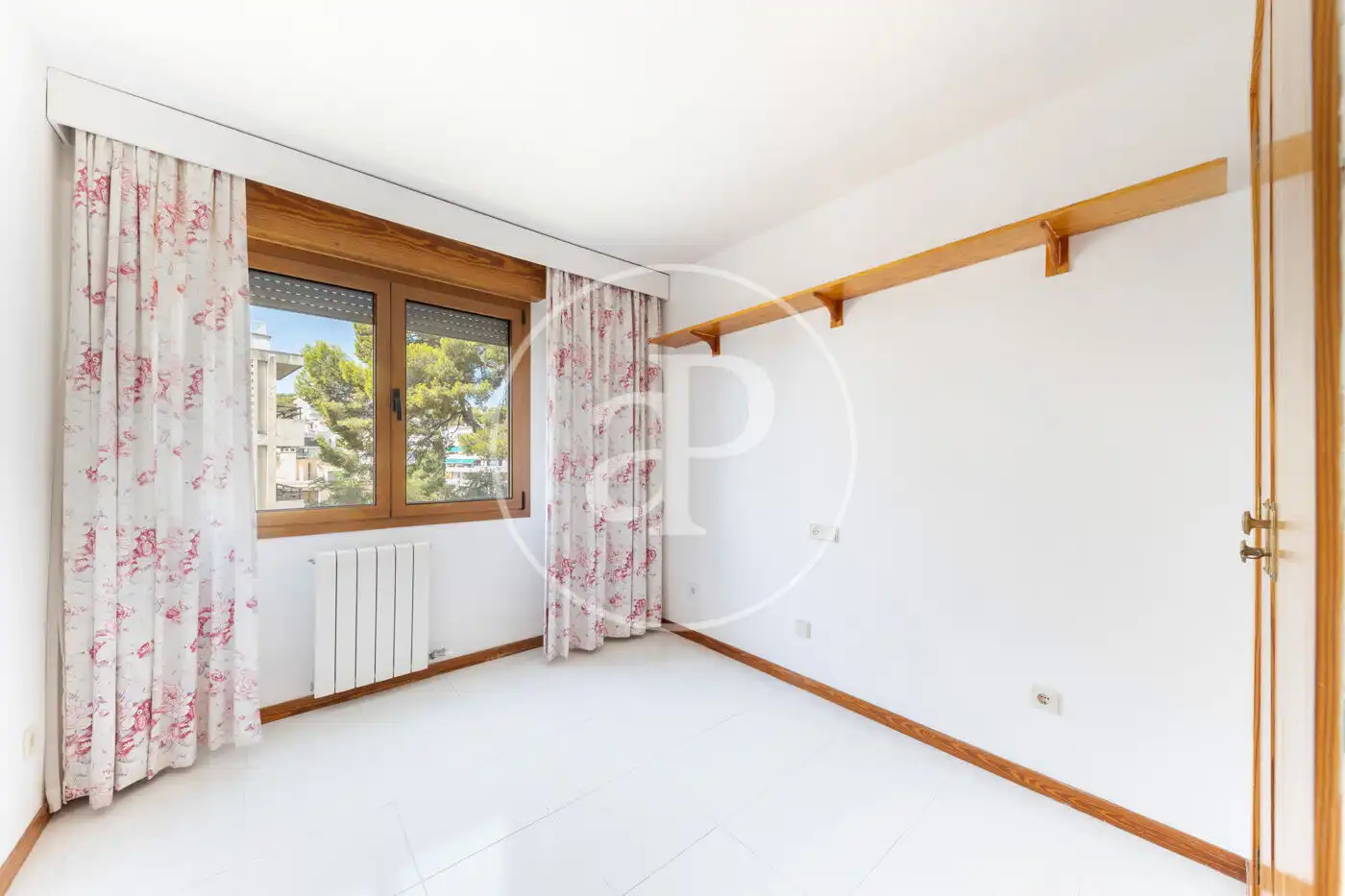 Schlafzimmer von Wohnung zur Miete in  Palma de Mallorca mit Klimaanlage, Heizung und Privatgarten