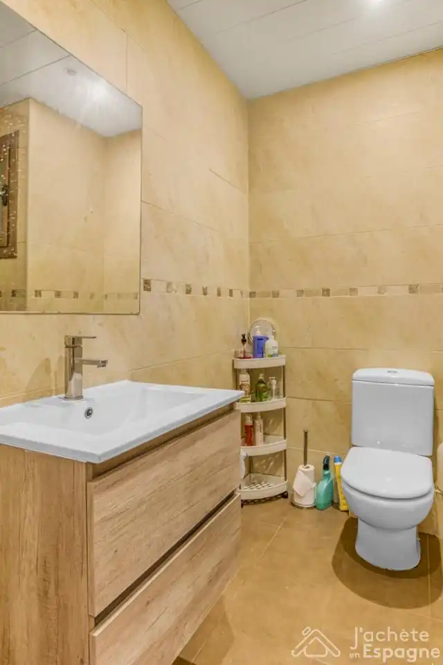 Baño de Apartamento en venta en Gavà con Calefacción y Terraza