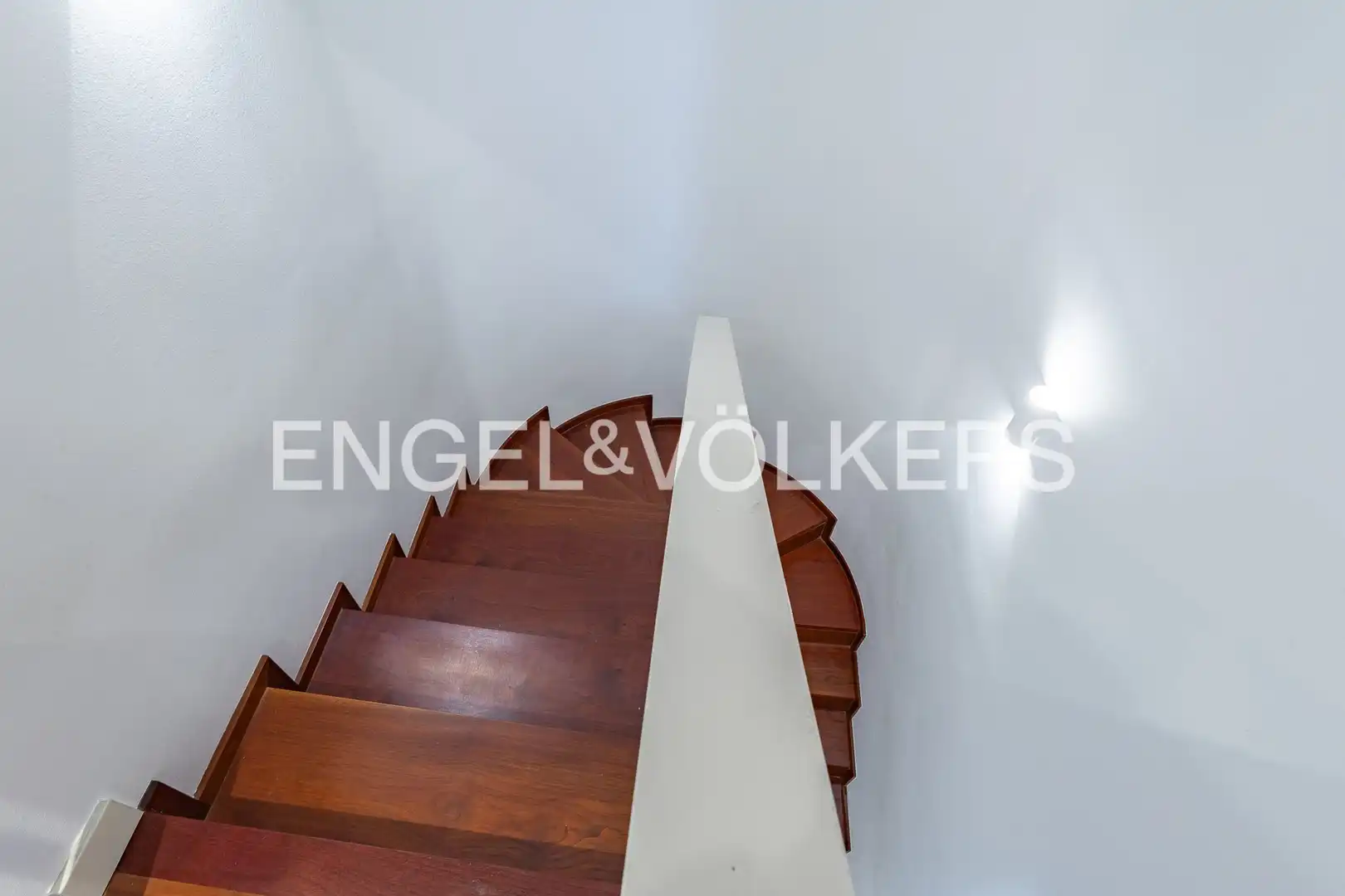 Piso en venta en Sant Cugat del Vallès con Aire acondicionado, Calefacción y Jardín privado