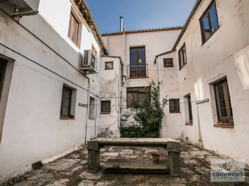 Vista exterior de Casa o xalet en venda en Ávila