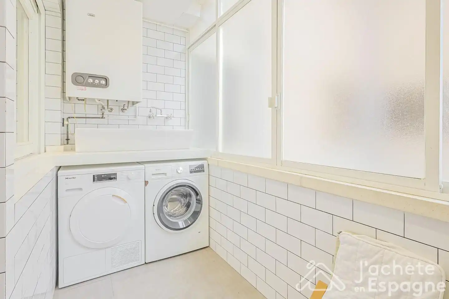 Flat with terrace for sale in Avenida de Federico Soto, imagen 12