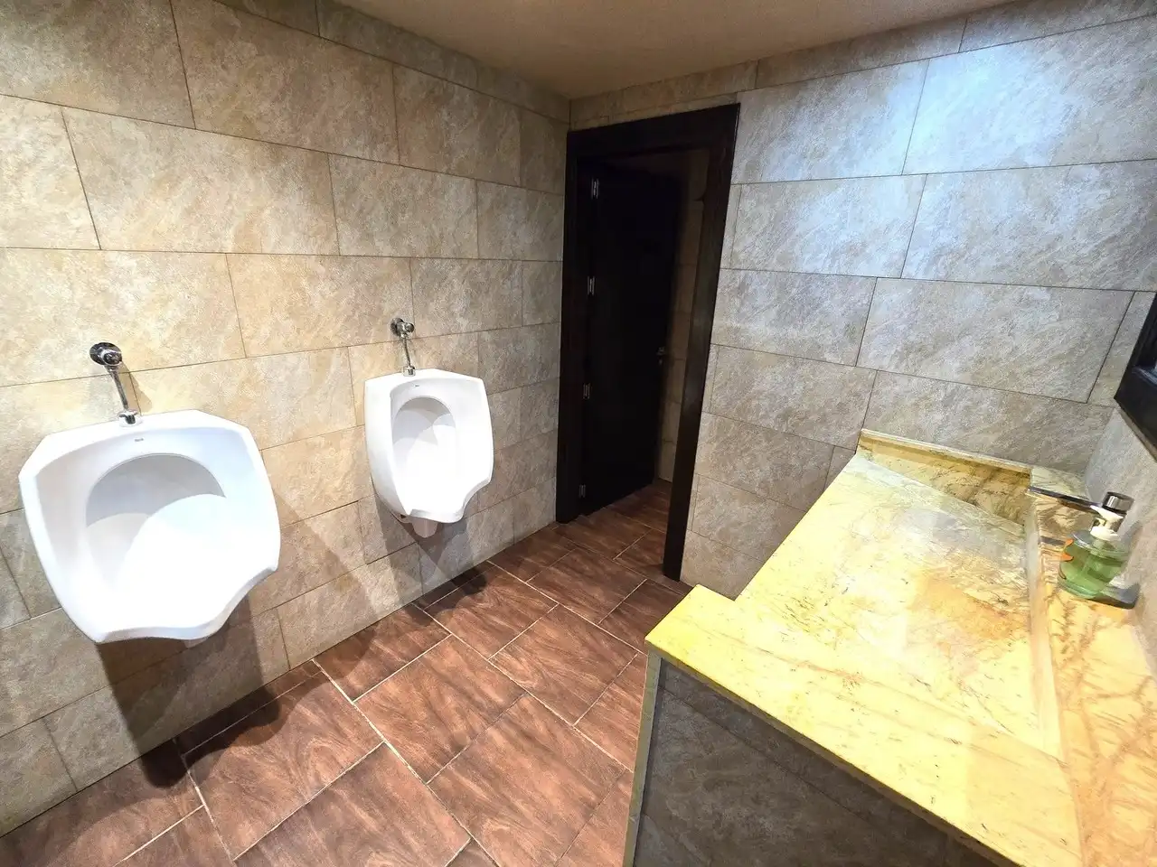 Baño de Local en venta en Albox con Aire acondicionado