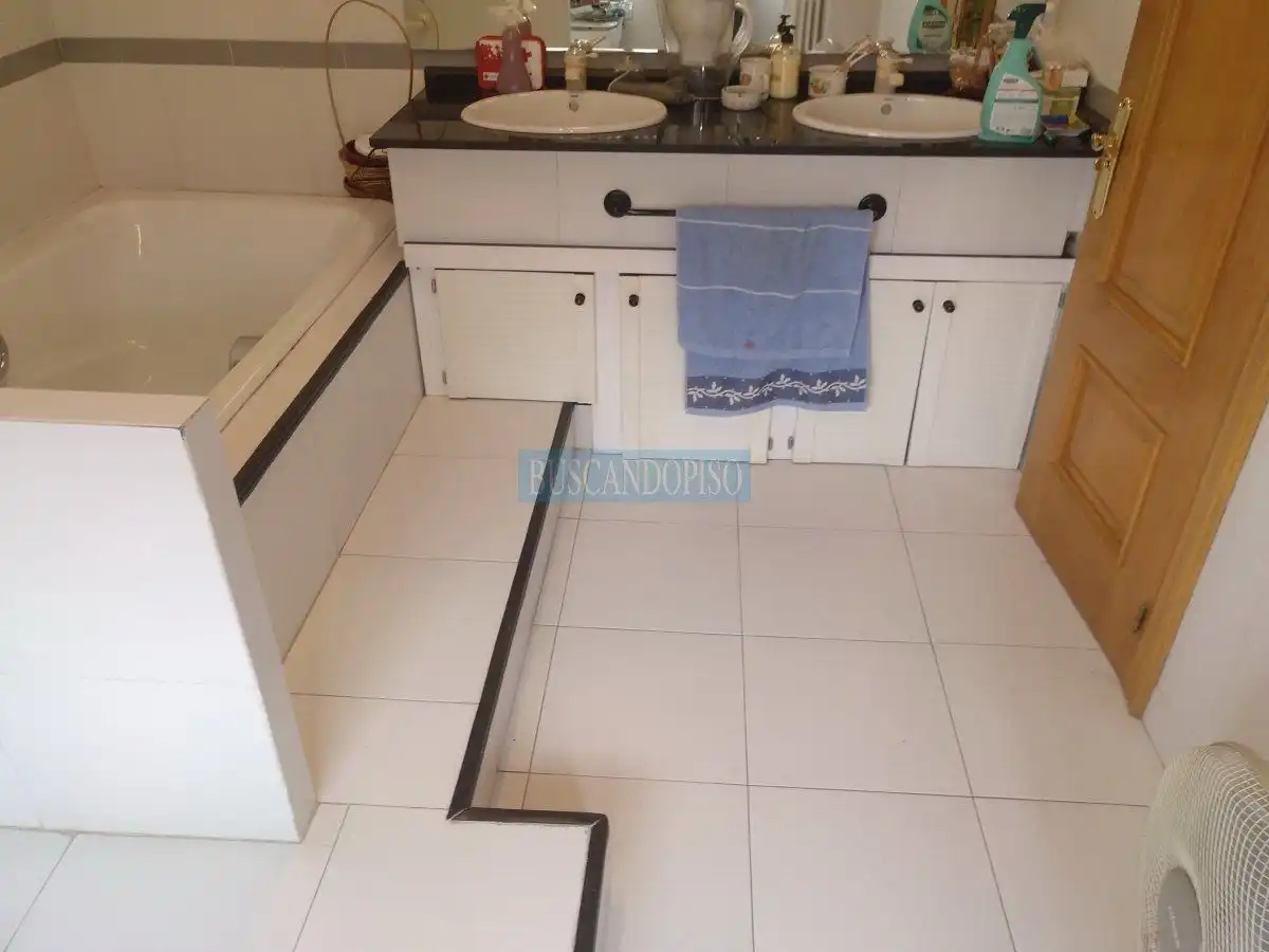Piso con ascensor en venta en Casco Antiguo, imagen 15