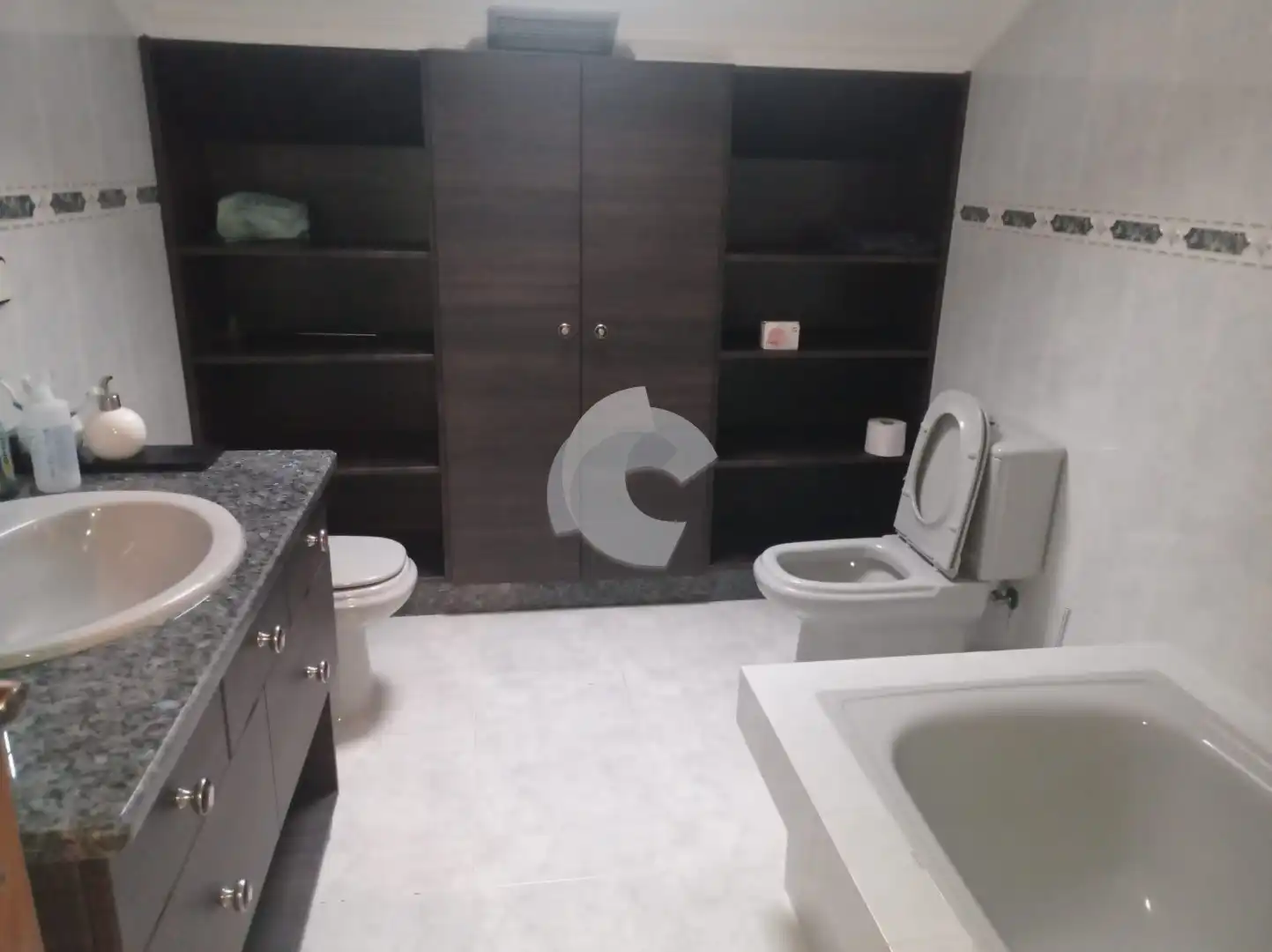 Bathroom of Houses for sale in Ourense Capital   with Private garden