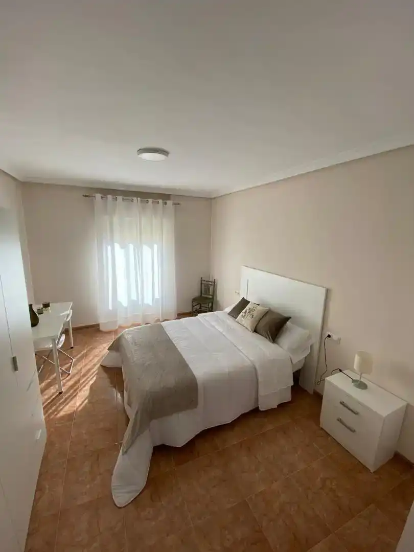 Bedroom of Flat for rent in Úbeda  with Air Conditioner, Furnished and Balcony