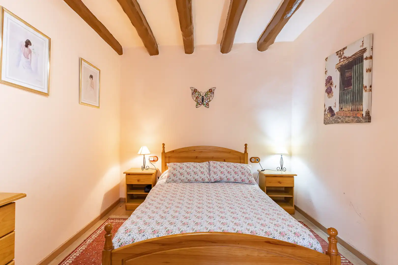 Habitación de Casa adosada en venta en Torrelavit con Calefacción y Terraza
