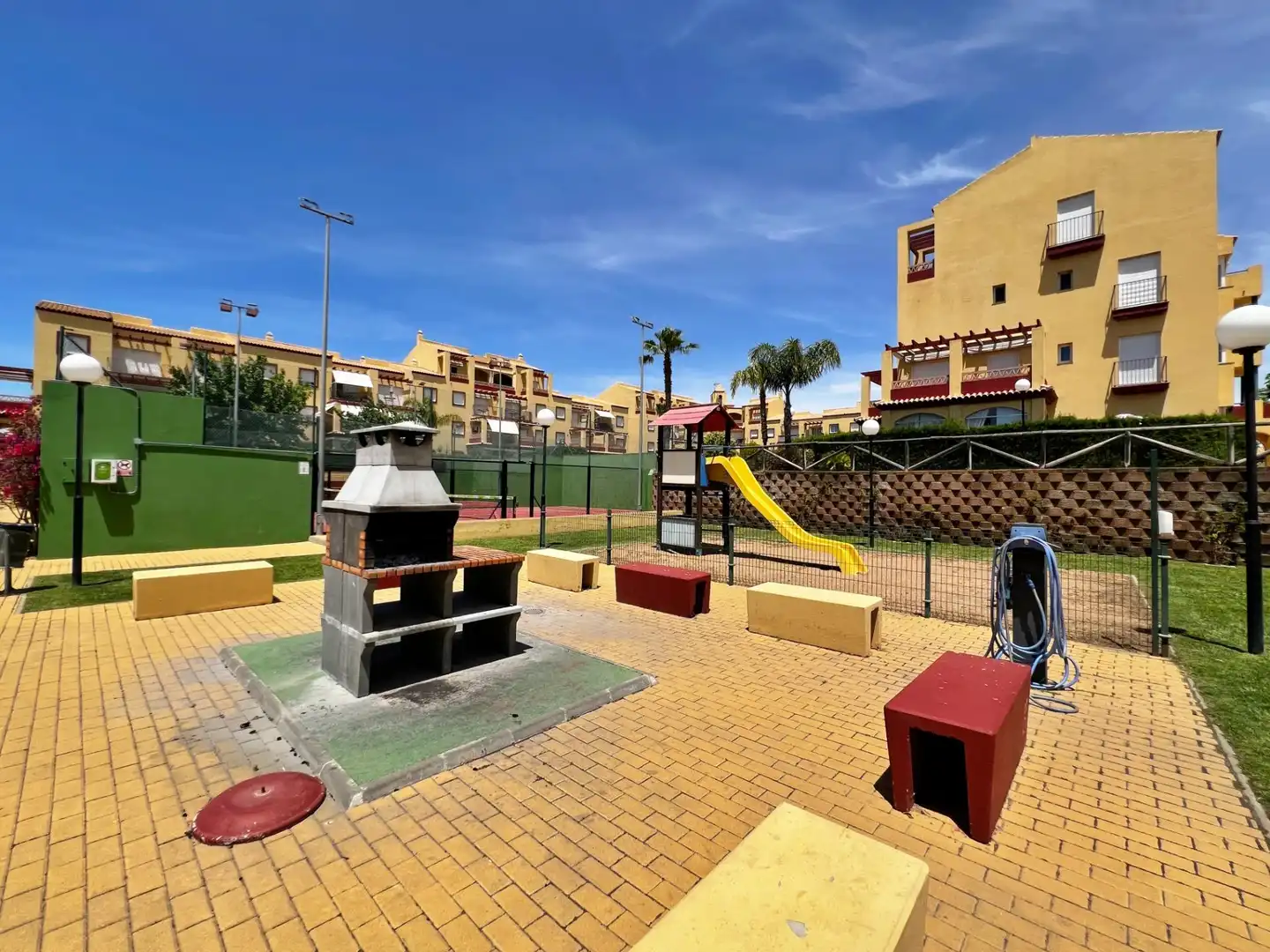 Terrassa de Apartament en venda en Ayamonte amb Jardí privat, Terrassa i Piscina comunitària