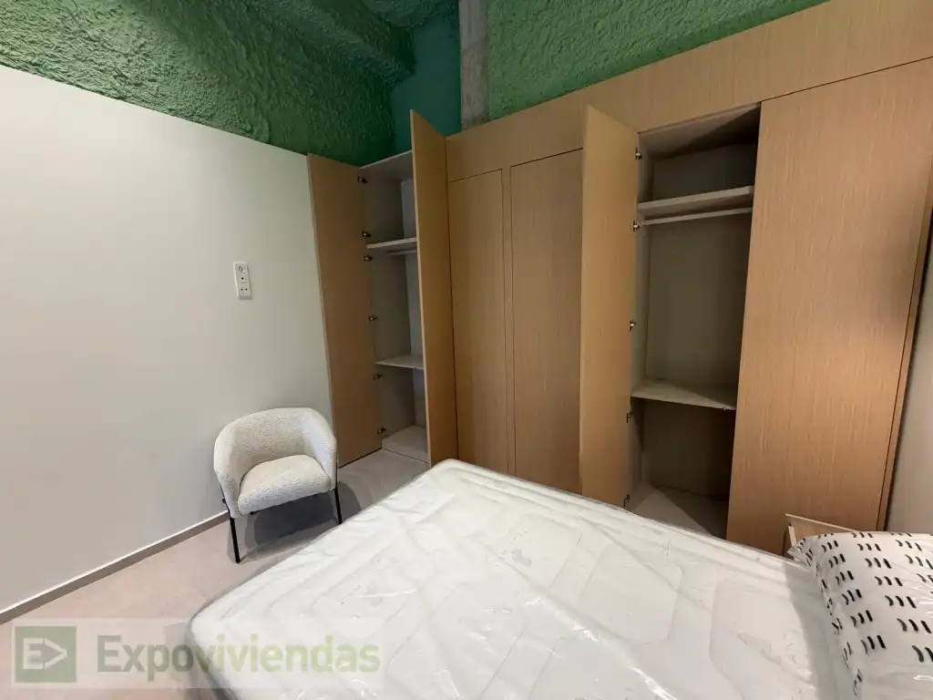 Dormitori de Apartament en venda en Murcia