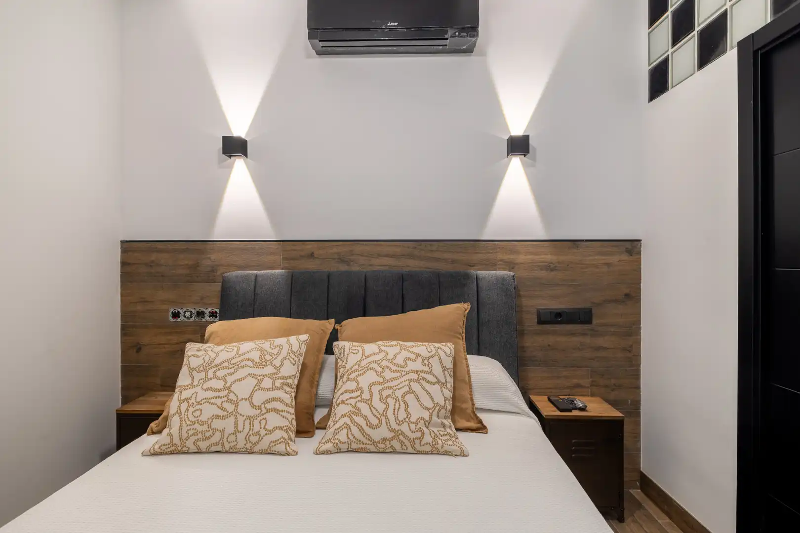 Habitación de Apartamento de alquiler en Madrid con Aire acondicionado, Calefacción y Amueblado