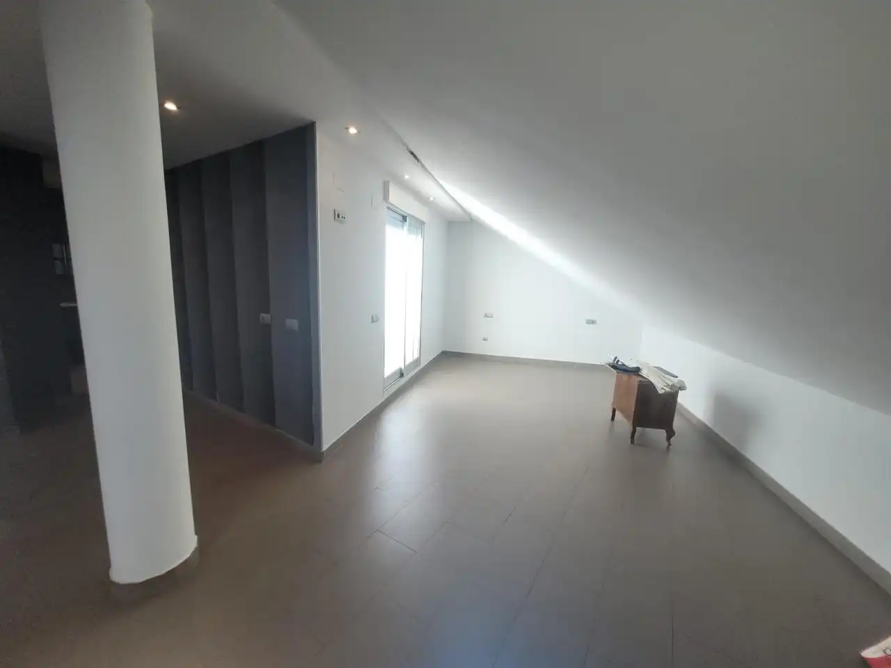 Maisonette zur Miete in Gandia mit Klimaanlage und Terrasse