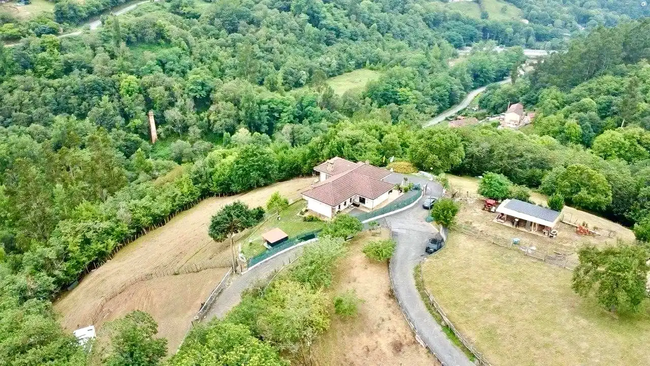 Casa o chalet en venta en LG MORTERA, Parroquias Sur - La Manjoya