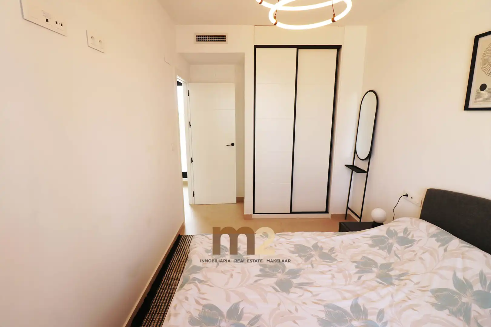 Habitación de Casa o chalet en venta en Guardamar del Segura con Aire acondicionado, Calefacción y Jardín privado