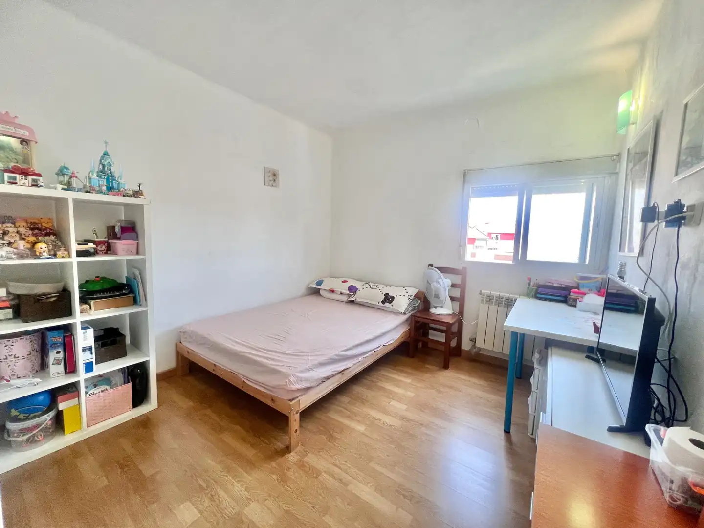 Bedroom of Flat for sale in Madrid  with Air Conditioner, Heating and Terrace