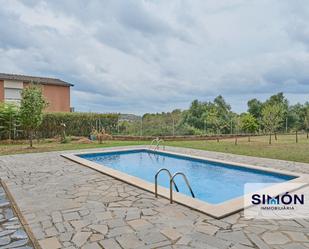 Swimming pool of House or chalet for sale in Artés  with Air Conditioner, Terrace and Swimming Pool