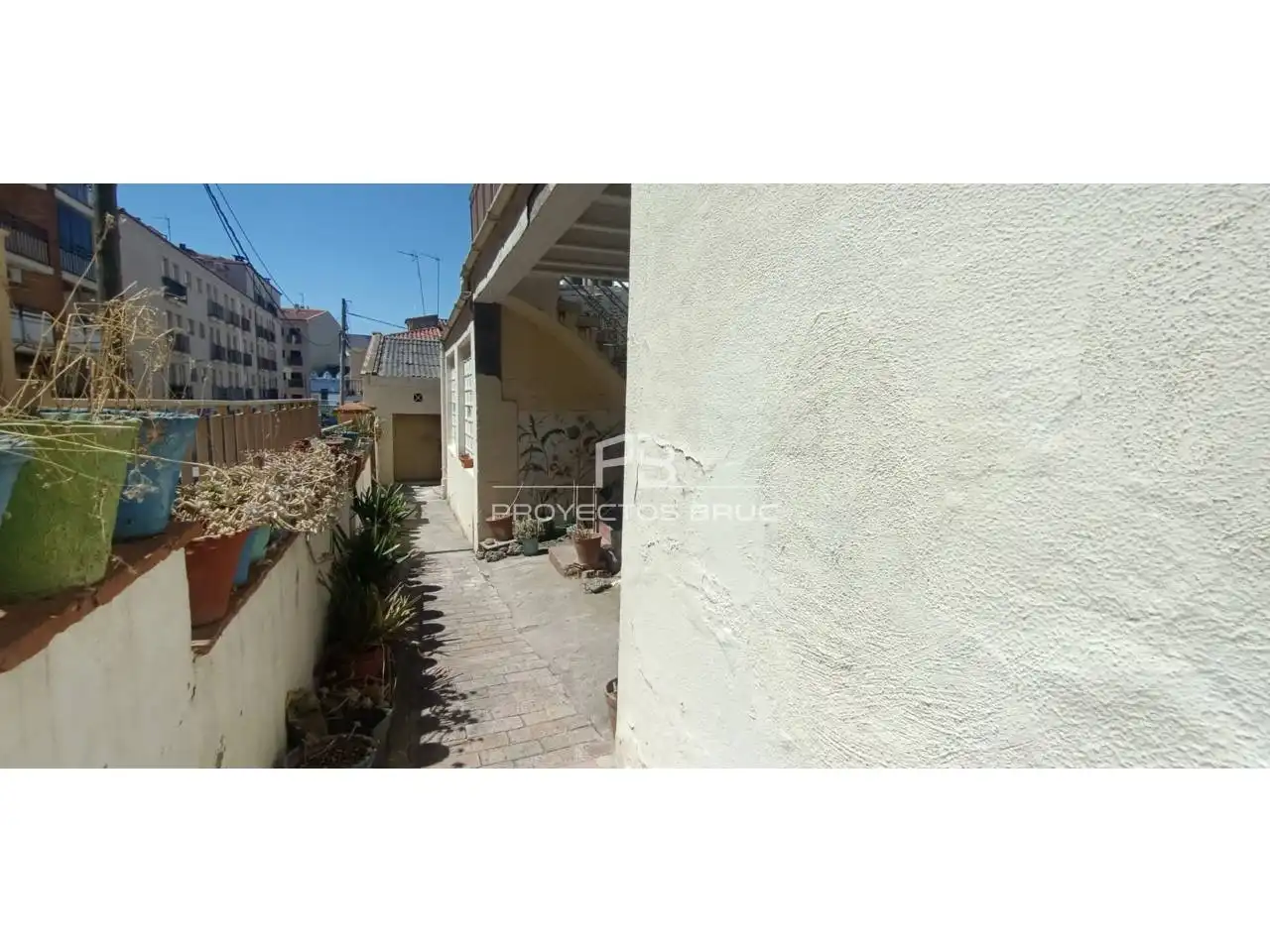 Vista exterior de Casa o chalet en venta en Esparreguera con Terraza