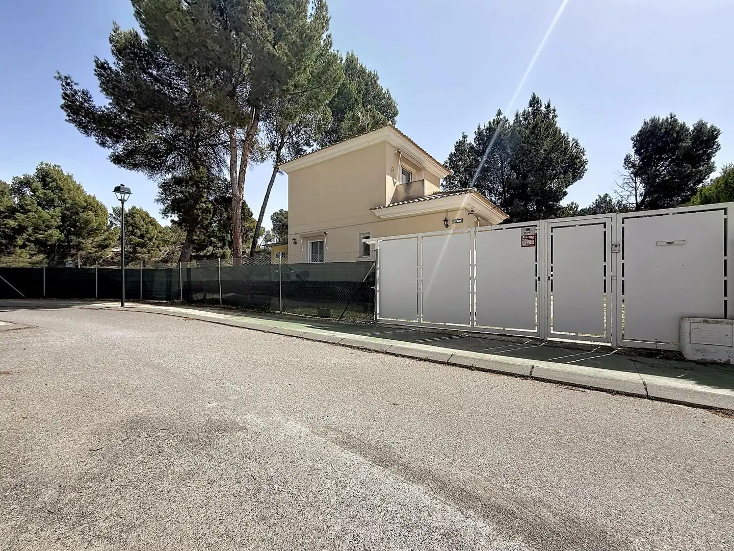 Vista exterior de Casa o xalet en venda en Tibi amb Aire condicionat, Calefacció i Jardí privat