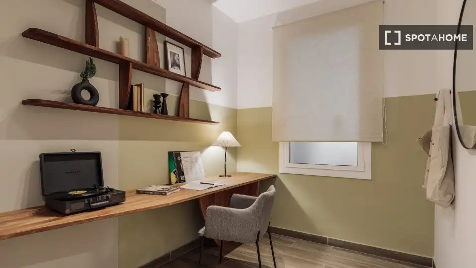 Apartament per a compartir en Barcelona amb Aire condicionat, Terrassa i Moblat