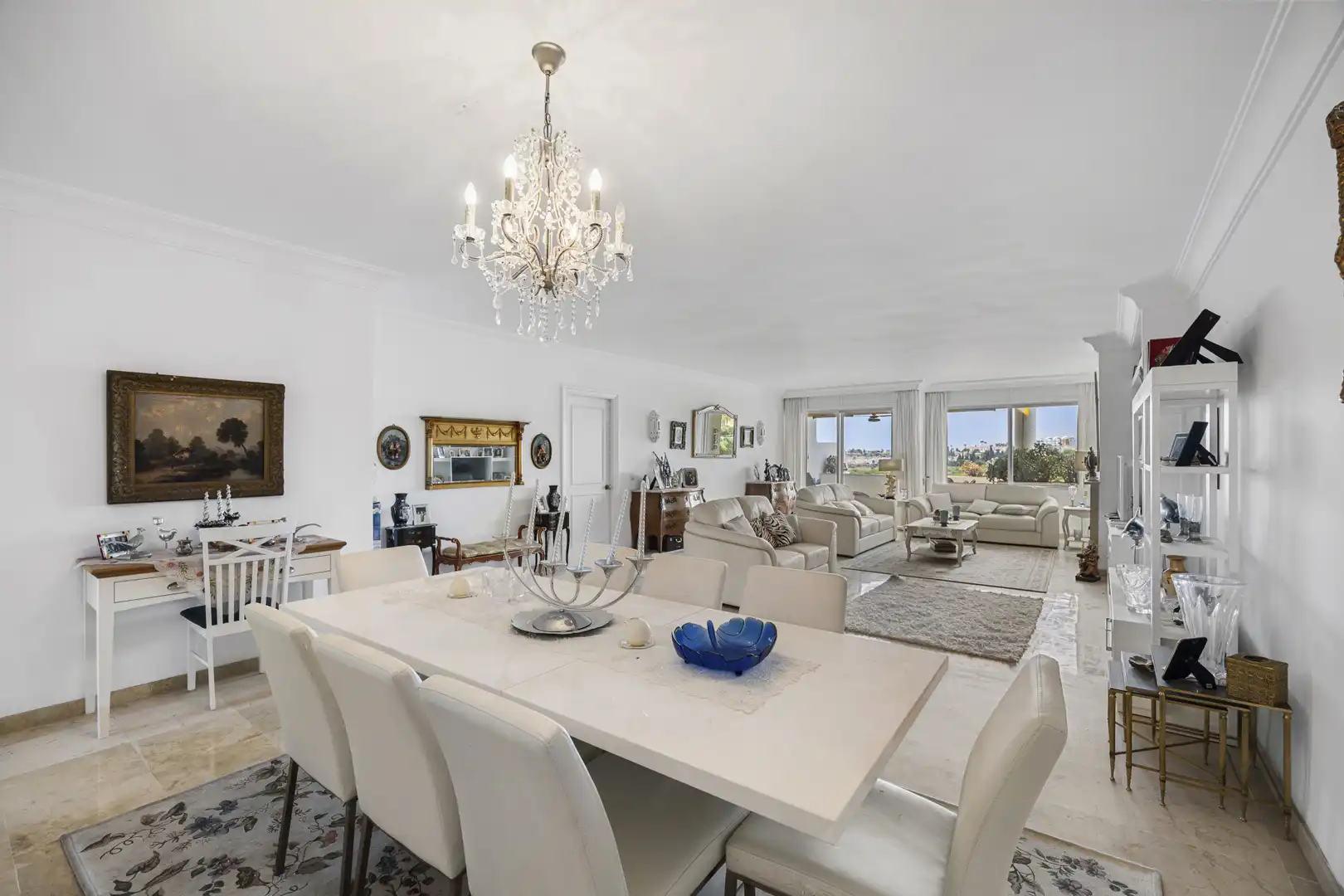 Dining room of Apartments for sale in Marbella  with Air Conditioner, Terrace and Swimming Pool