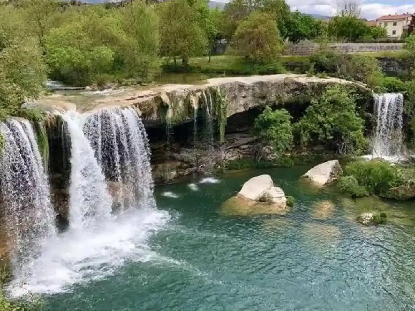 Piscina de Casa o xalet en venda en Valle de Tobalina amb Balcó
