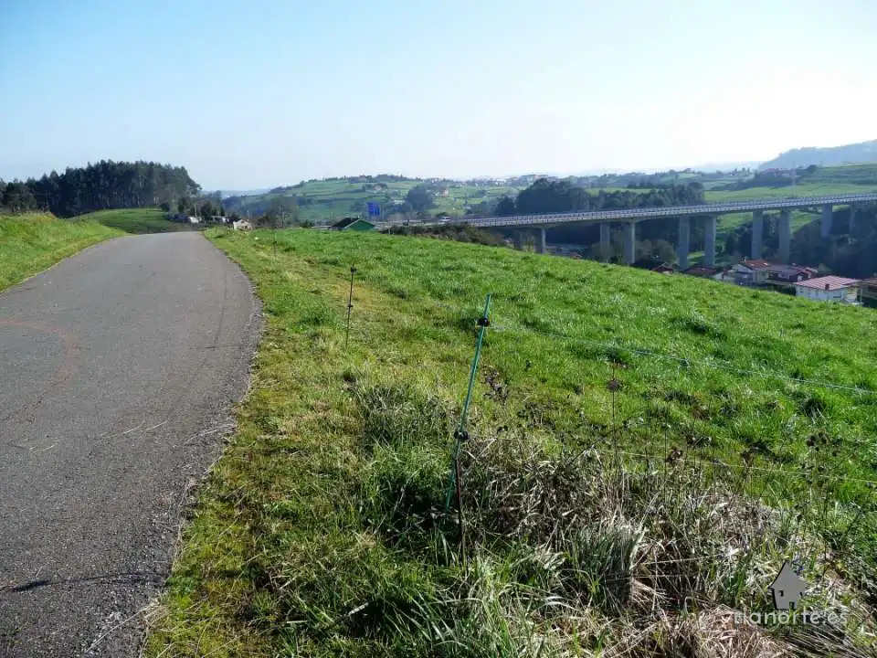 Terrenys i solars en venda a Corvera de Asturias