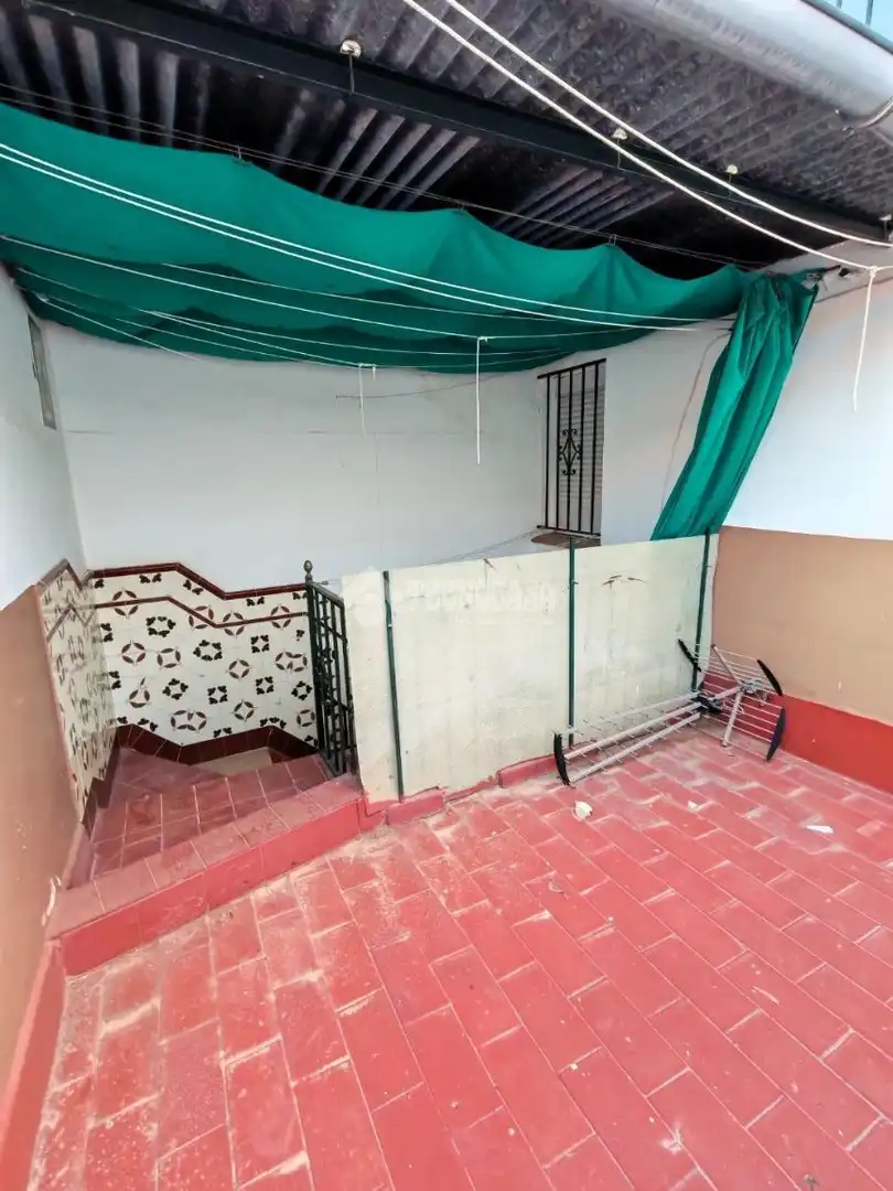 Casa adosada en venda en Marchena