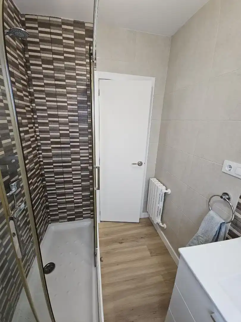 Bathroom of Flat for sale in Monforte de Lemos  with Balcony