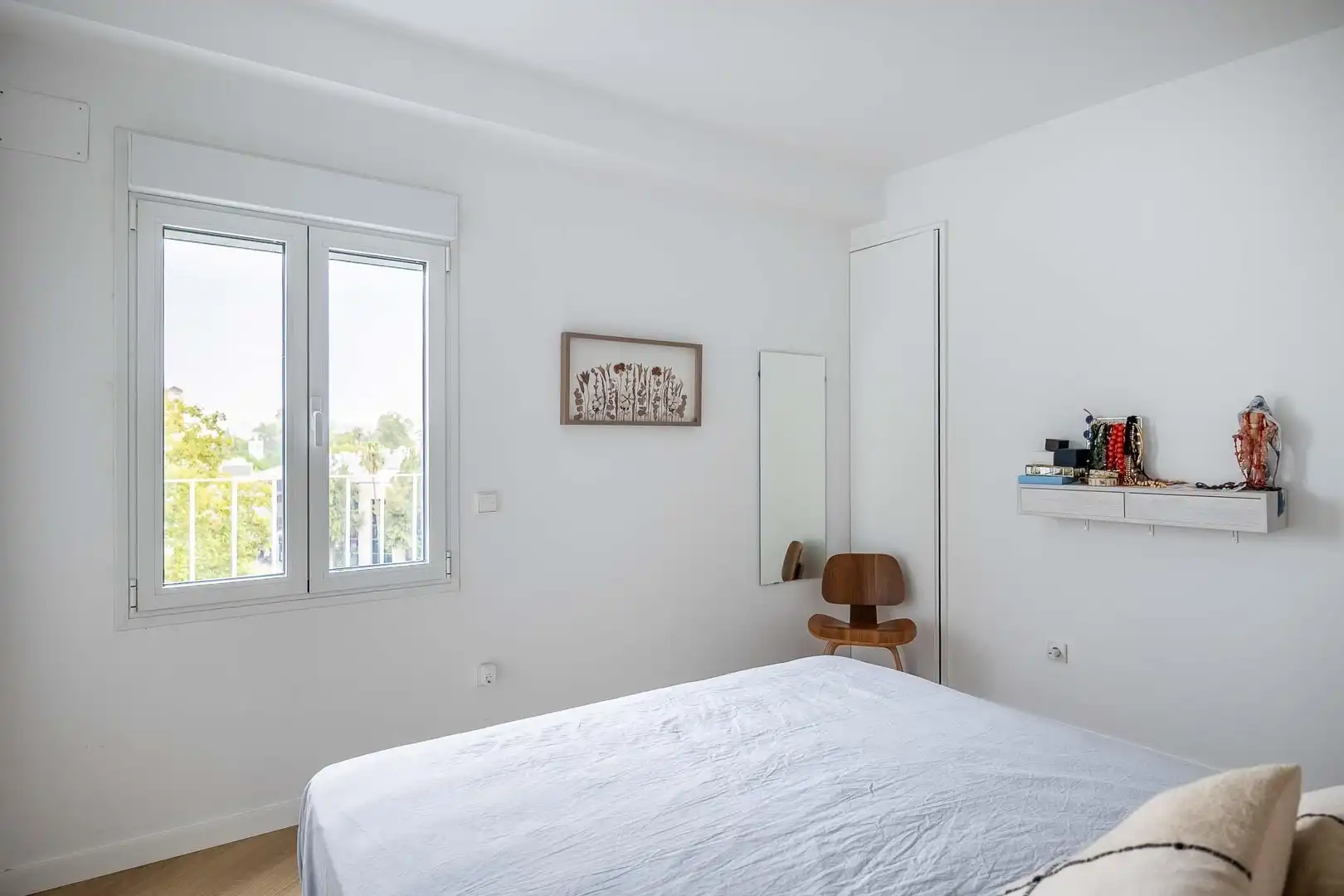 Bedroom of Flat for sale in Sevilla  with Air Conditioner, Heating and Private garden