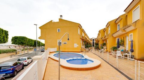 Foto 5 de Casa adosada en venta en Calle Rojaleros Ausentes, 35, Rojales, Alicante