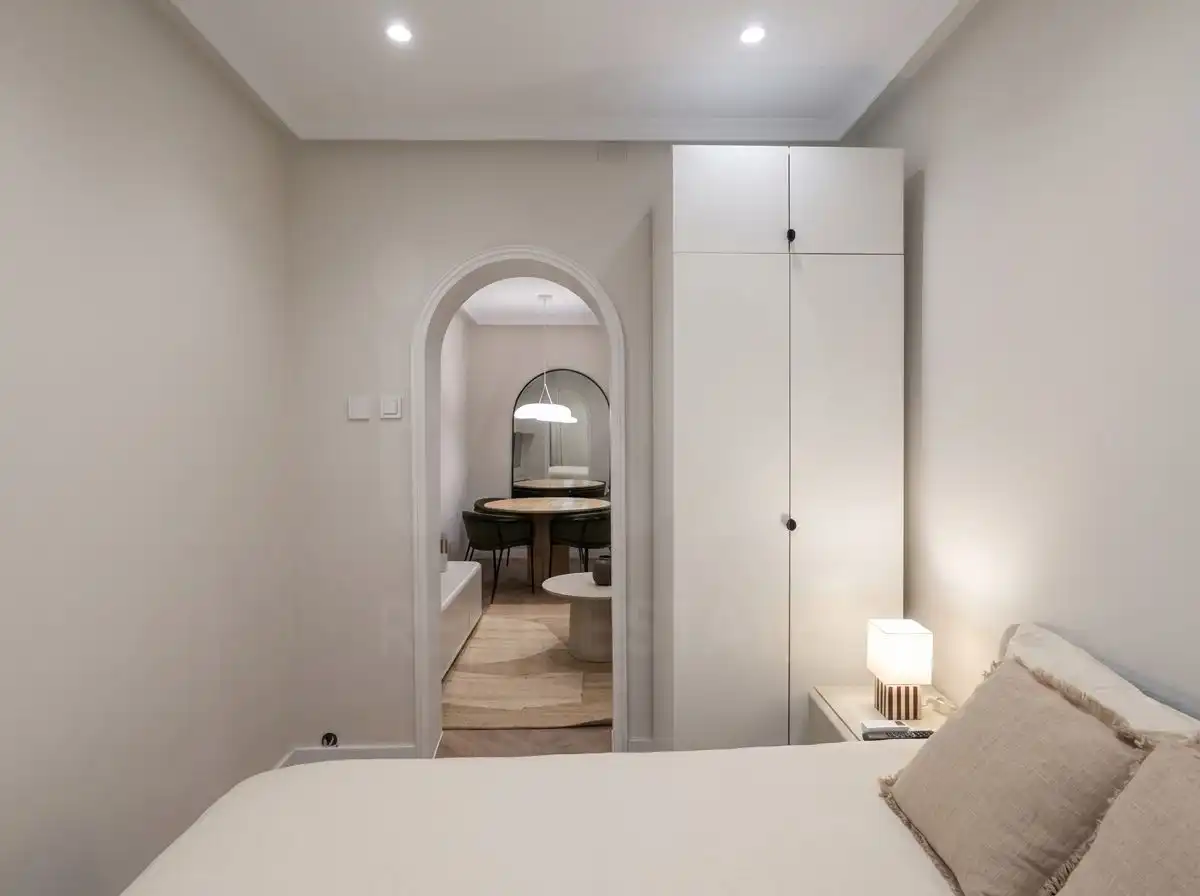 Schlafzimmer von Wohnung zur Miete in Madrid