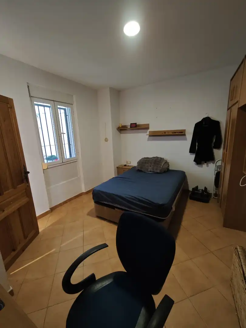 Habitación de Casa o chalet en venta en Alicante / Alacant con Aire acondicionado, Calefacción y Jardín privado