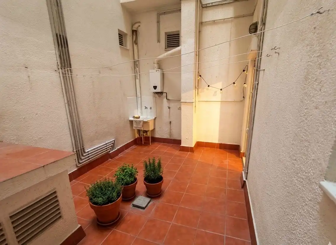 Piso en venta en Mataró con Trastero, Horno y Alarma