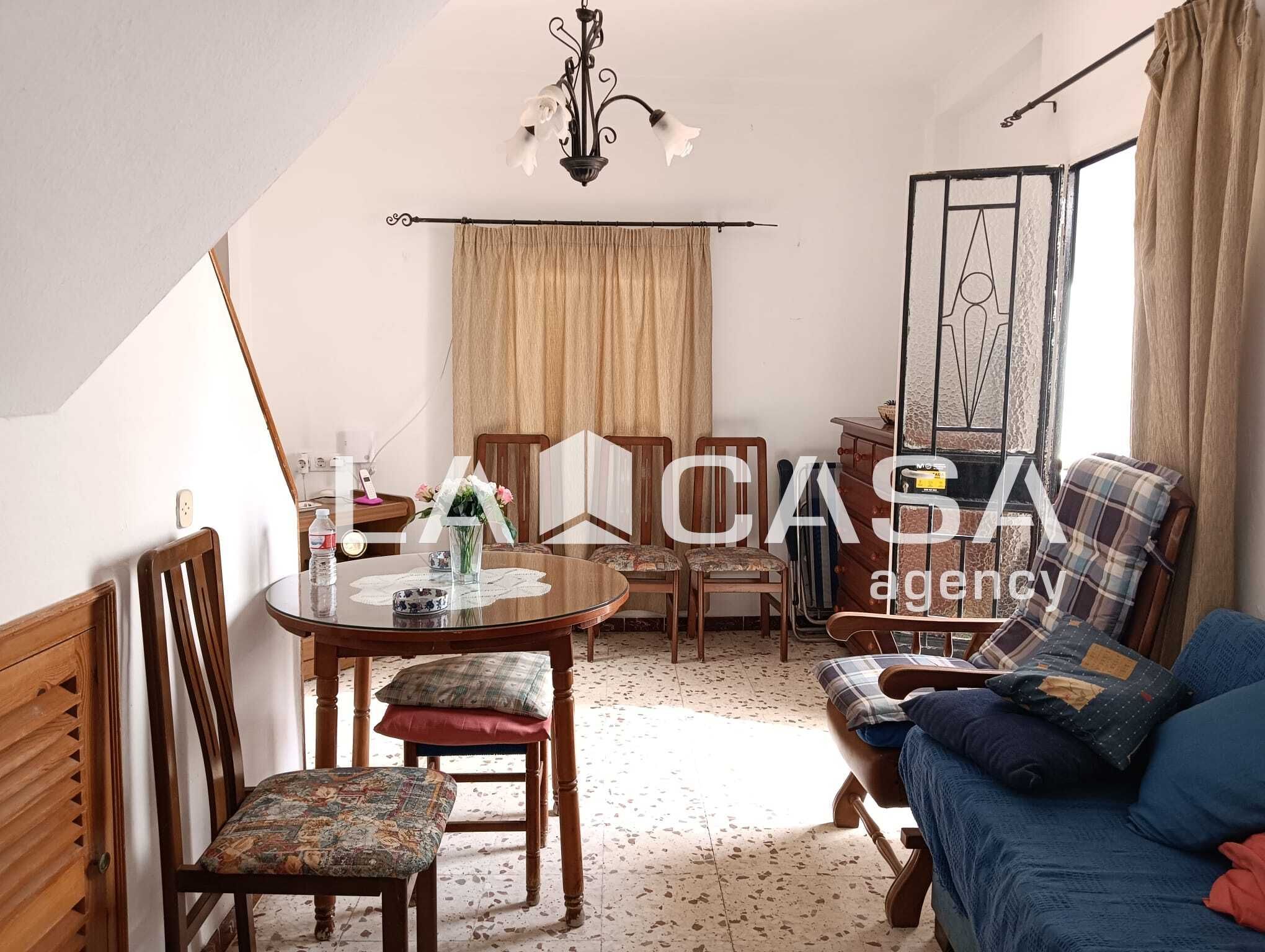 House or chalet for sale in Algeciras  with Terrace