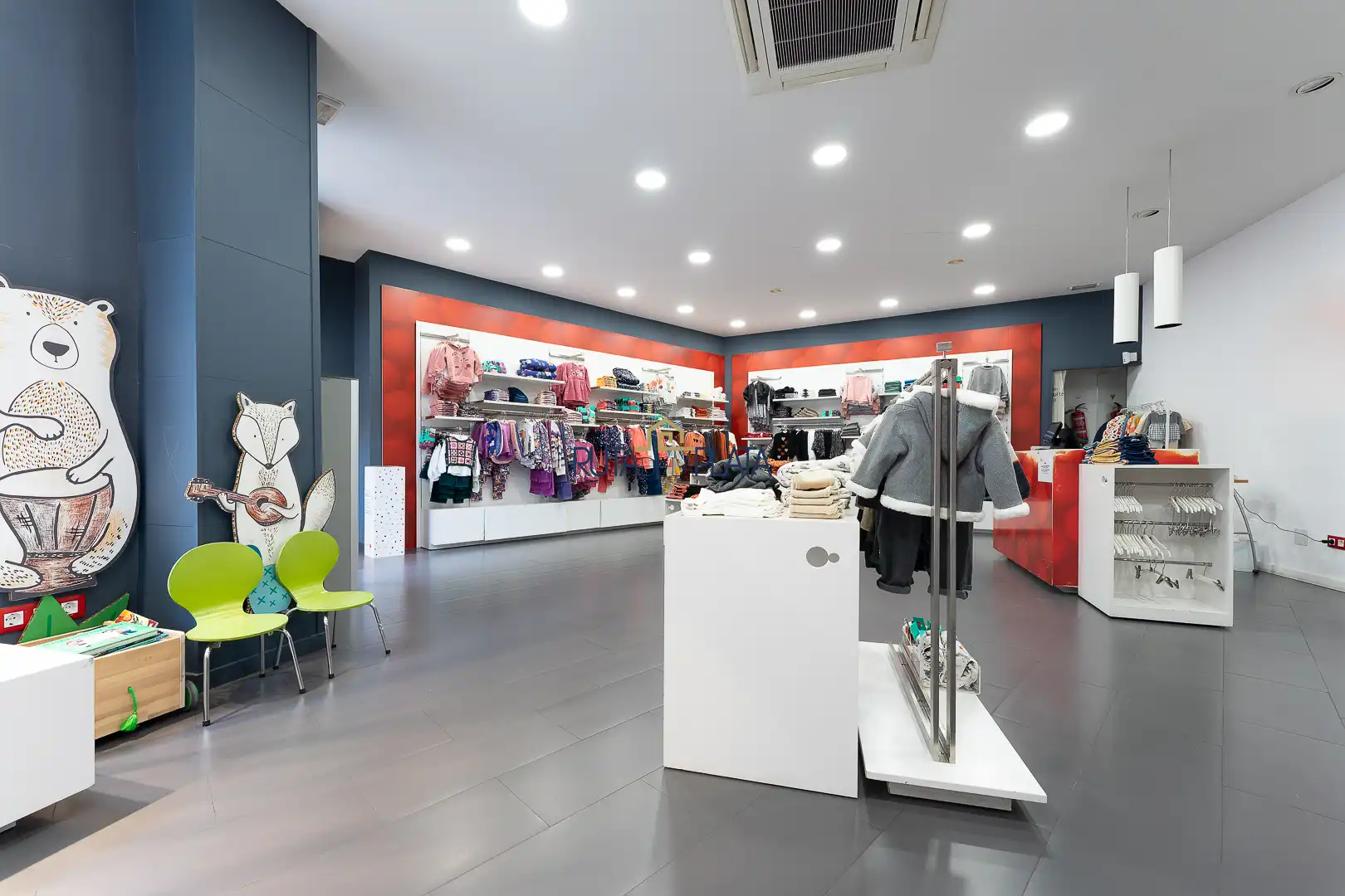 Commercial properties for rent in Zamora Capital   with Air Conditioner and Heating