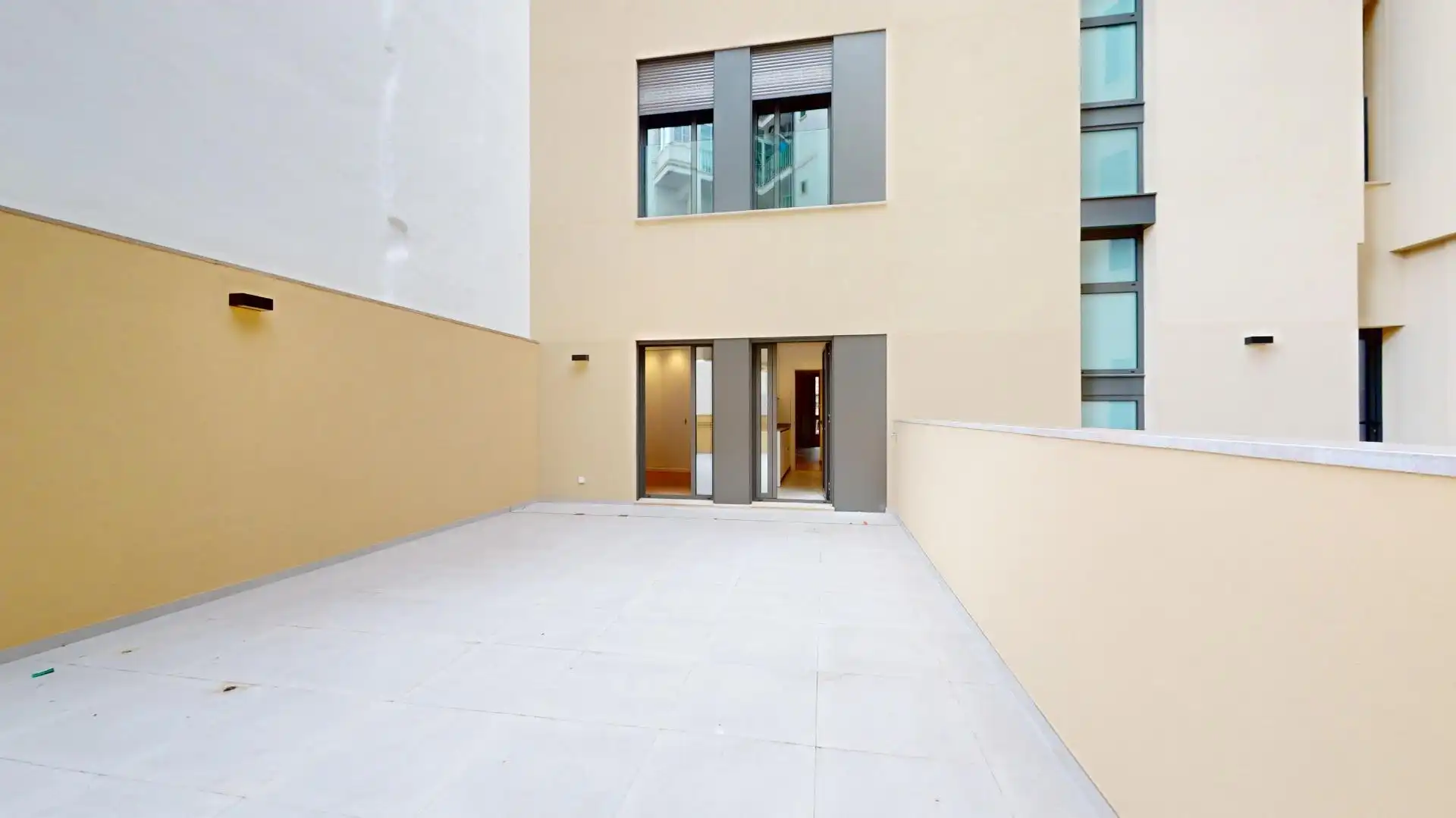 Piso en venta en  Palma de Mallorca con Calefacción, Terraza y Trastero