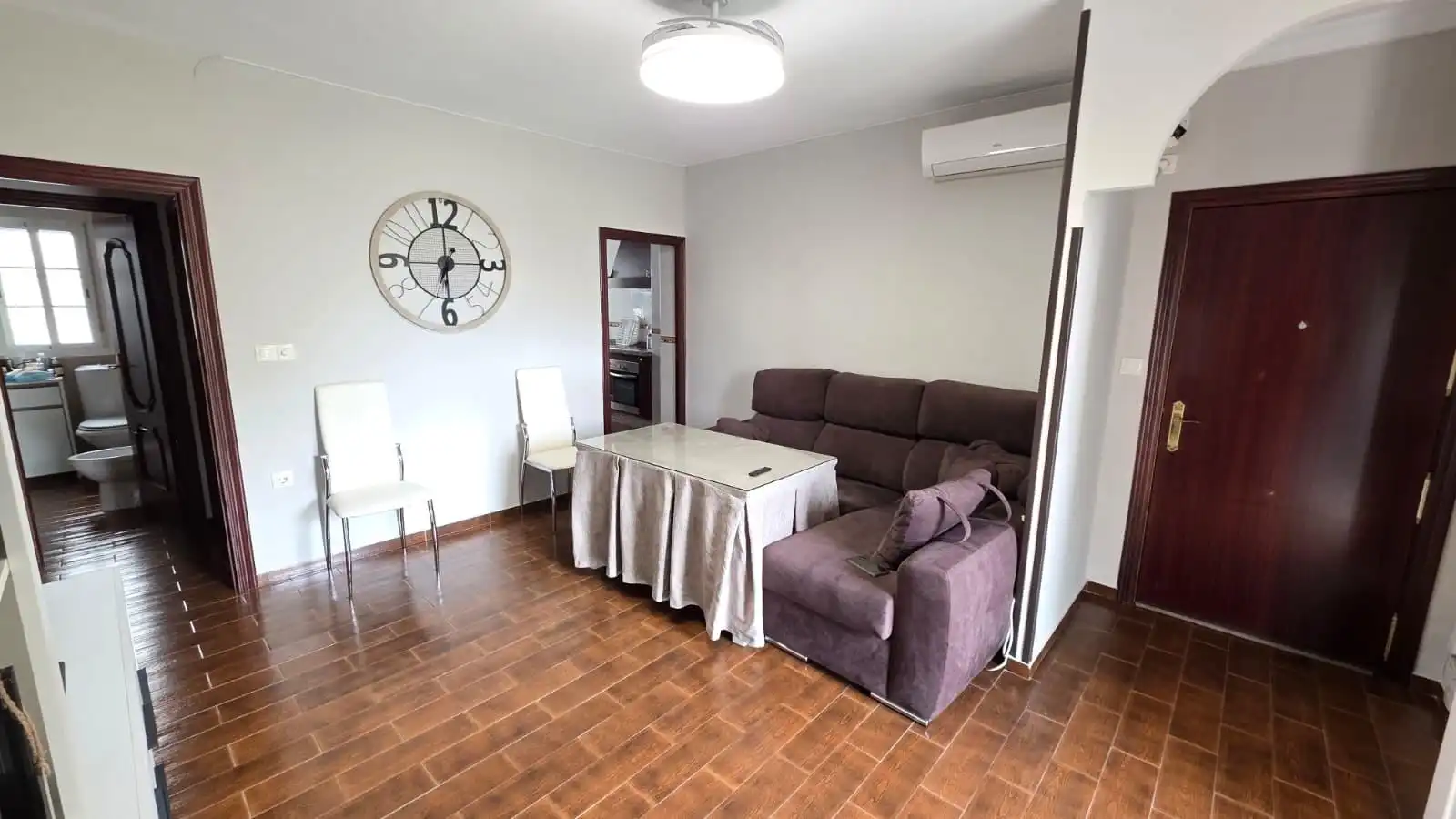 Sala d'estar de Pis de lloguer en Alcalá de Guadaira amb Aire condicionat, Terrassa i Moblat