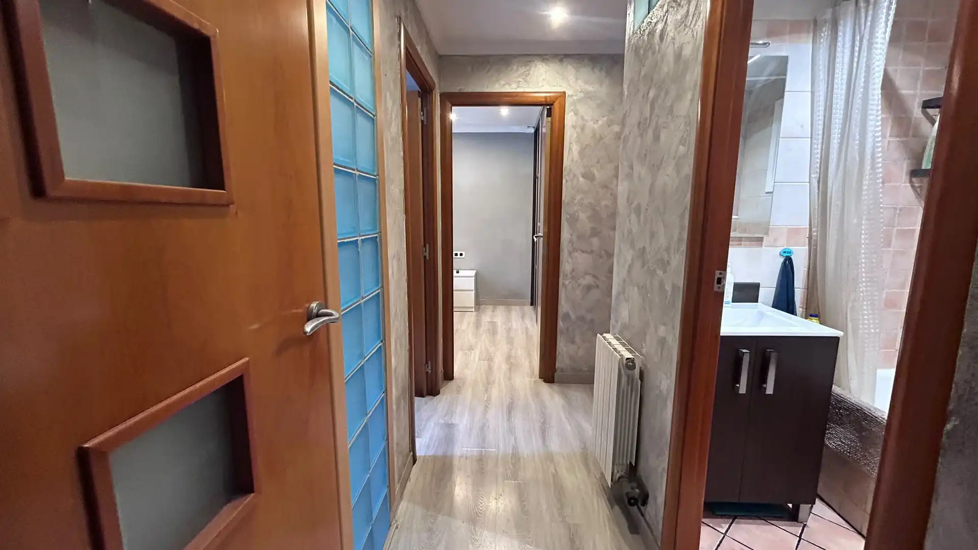 Wohnung zum Verkauf in Sant Boi de Llobregat mit Balkon