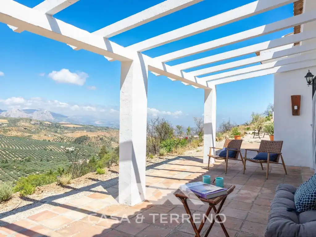 Terrassa de Finca rústica de lloguer en Colmenar amb Piscina