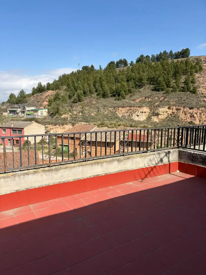 Ground floor for sale in Calle Moscatel, 25, Alberite
