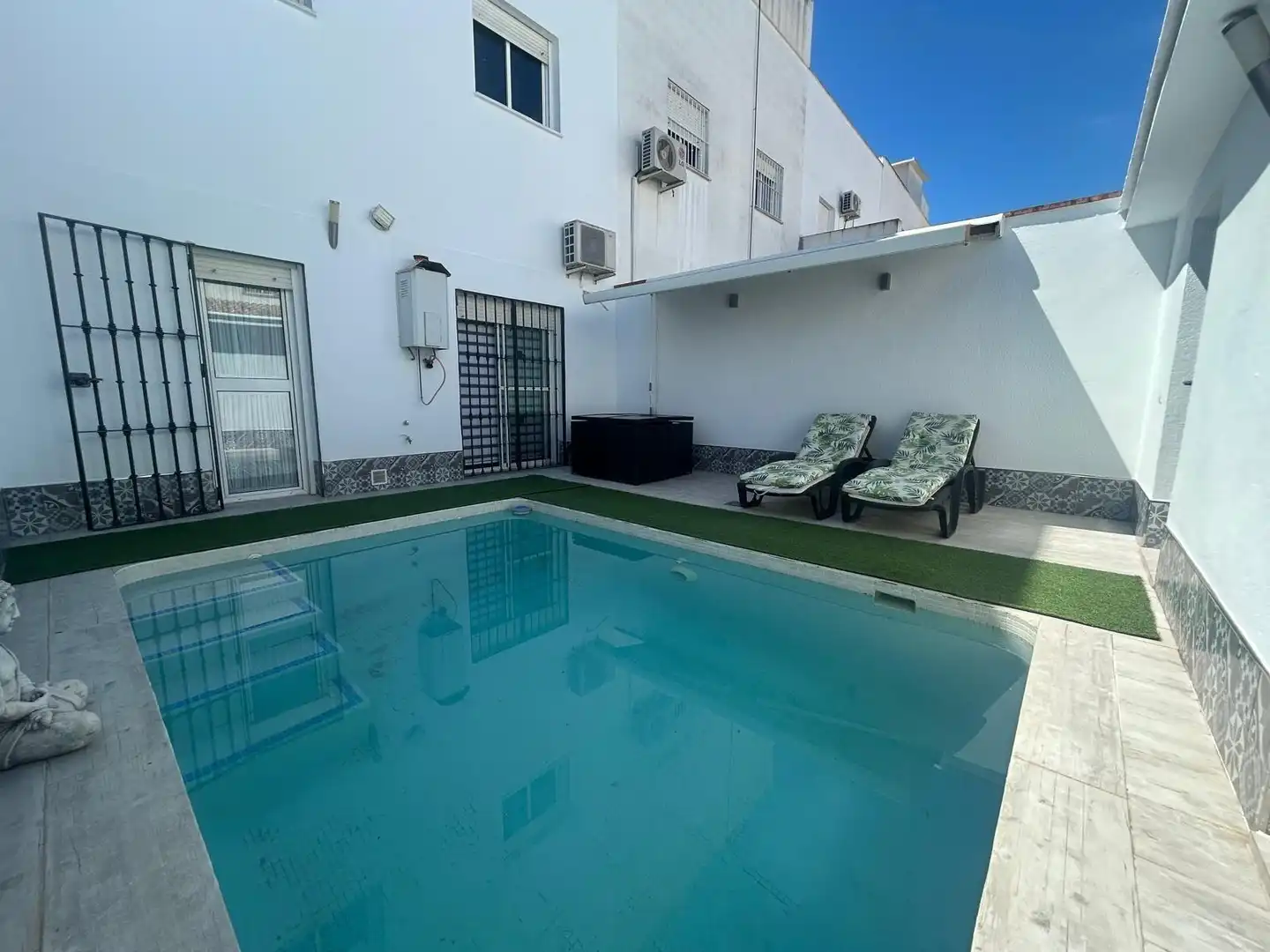 Piscina de Casa o chalet en venta en Utrera