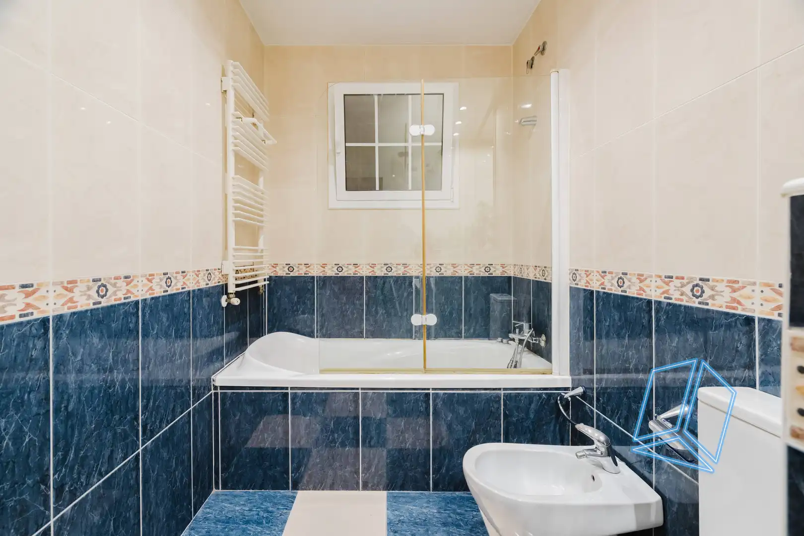 Bathroom of Flat for sale in Barcelona  with Terrace