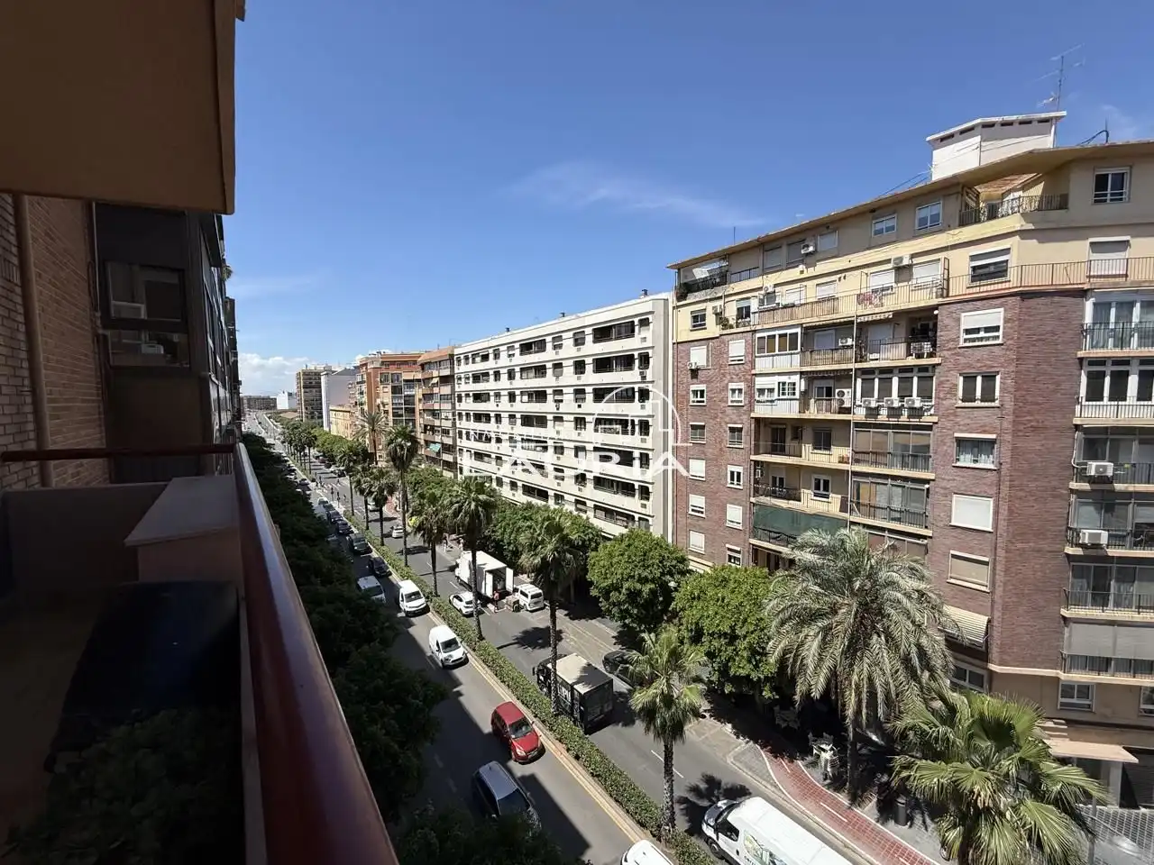 Vista exterior de Piso en venta en Valencia con Parquet y Balcón