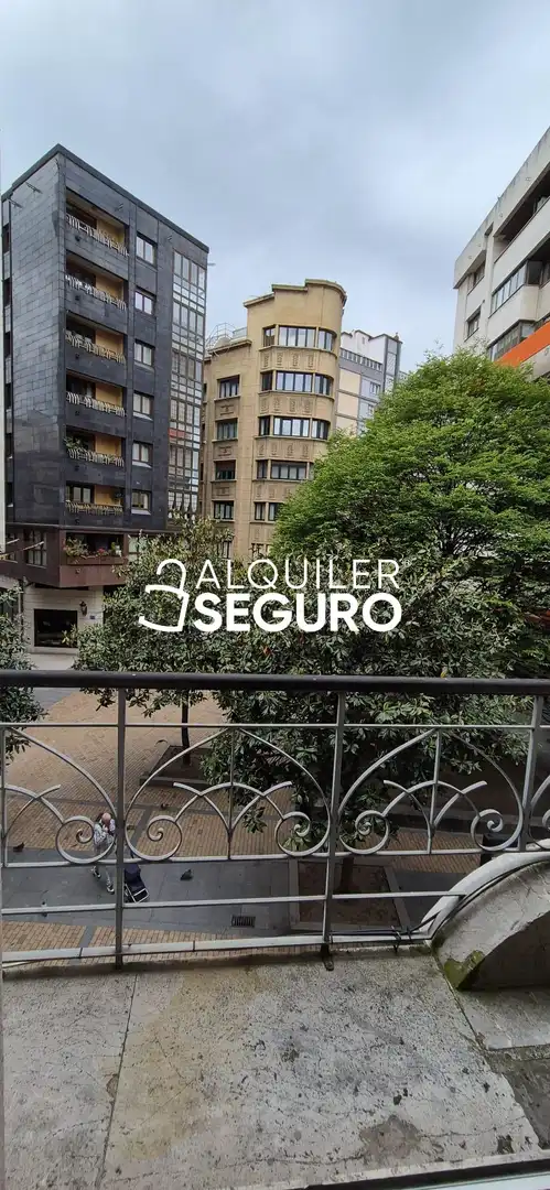 Flat for rent in Gijón   with Heating