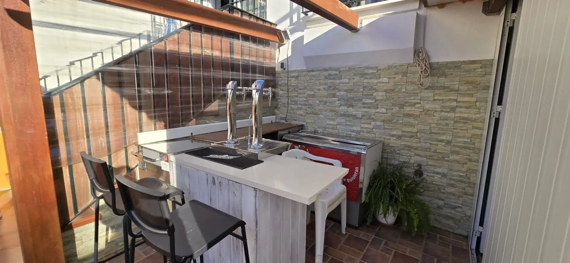 Terraza de Apartamento en venta en El Portil con Aire acondicionado, Piscina y Amueblado