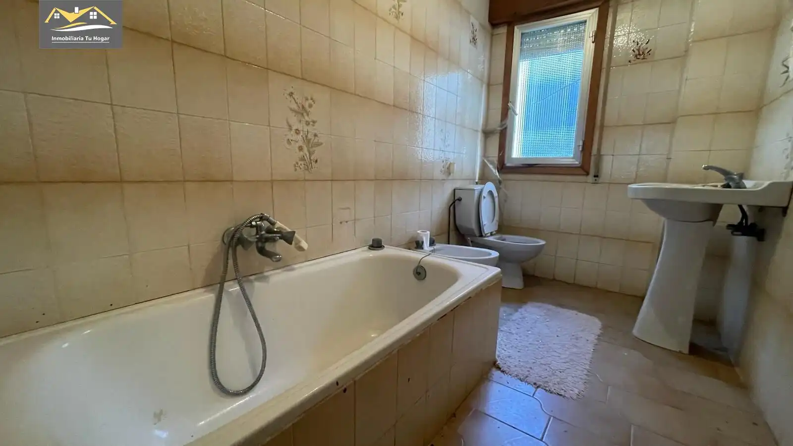 Bathroom of Houses for sale in Maceda  with Terrace, Storage room and Furnished