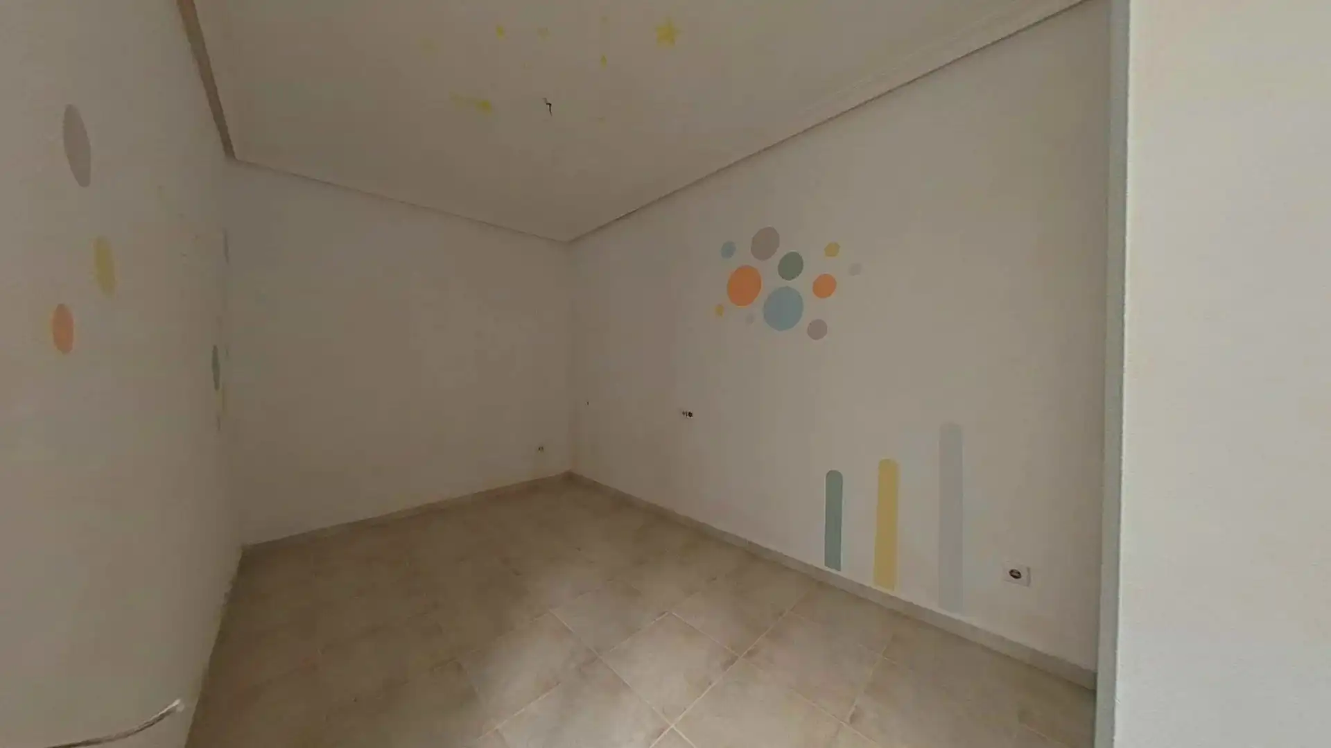 Wohnung zum Verkauf in Bigastro mit Klimaanlage und Balkon