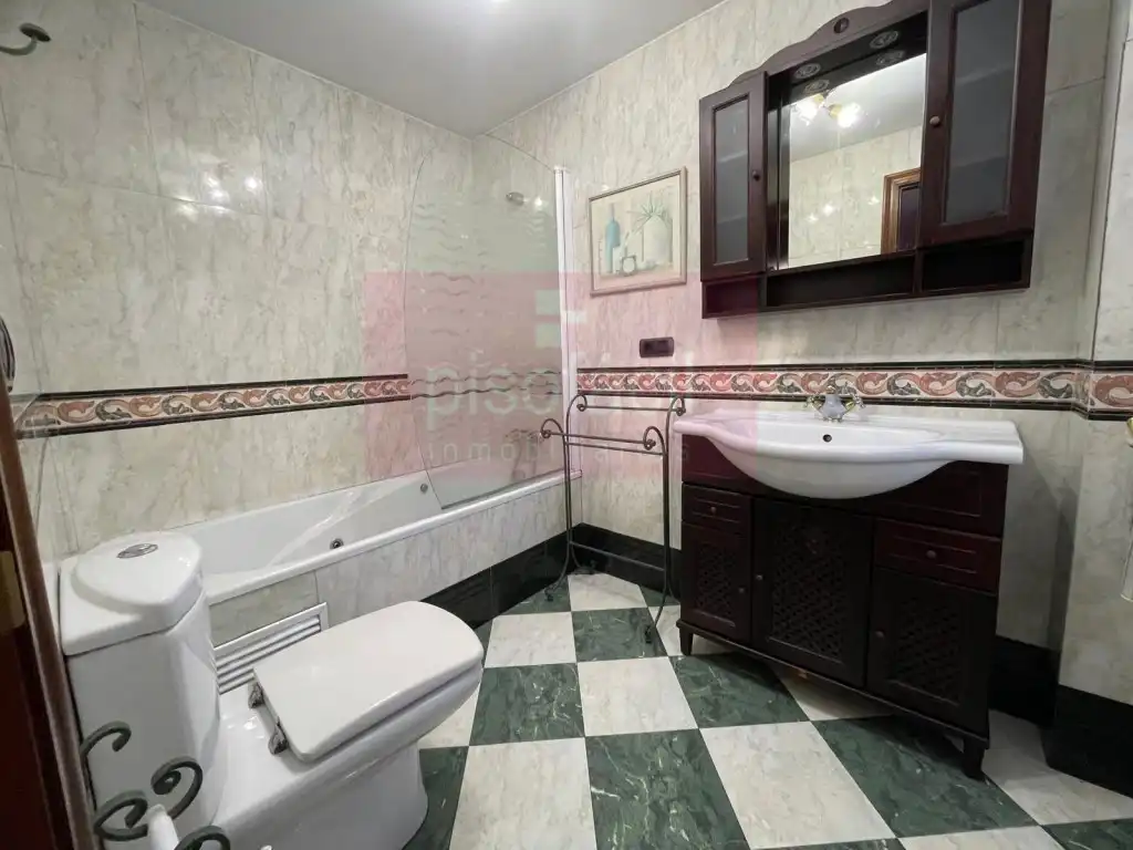 Baño de Piso en venta en Lugo